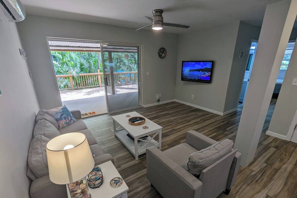 Photo of Livingroom in Fish Bay