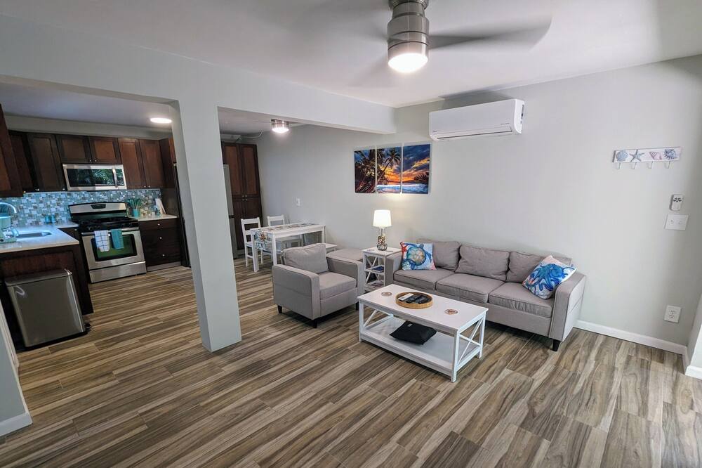 Photo of Livingroom in Fish Bay