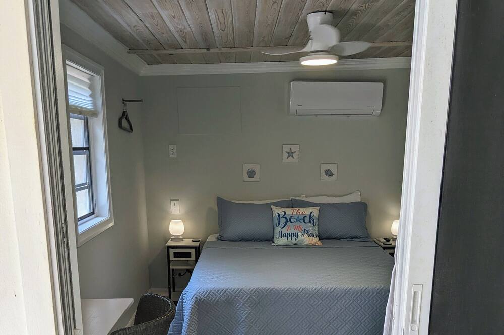 Photo of Bedroom in Fish Bay