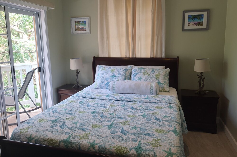 Photo of Bedroom in Benner