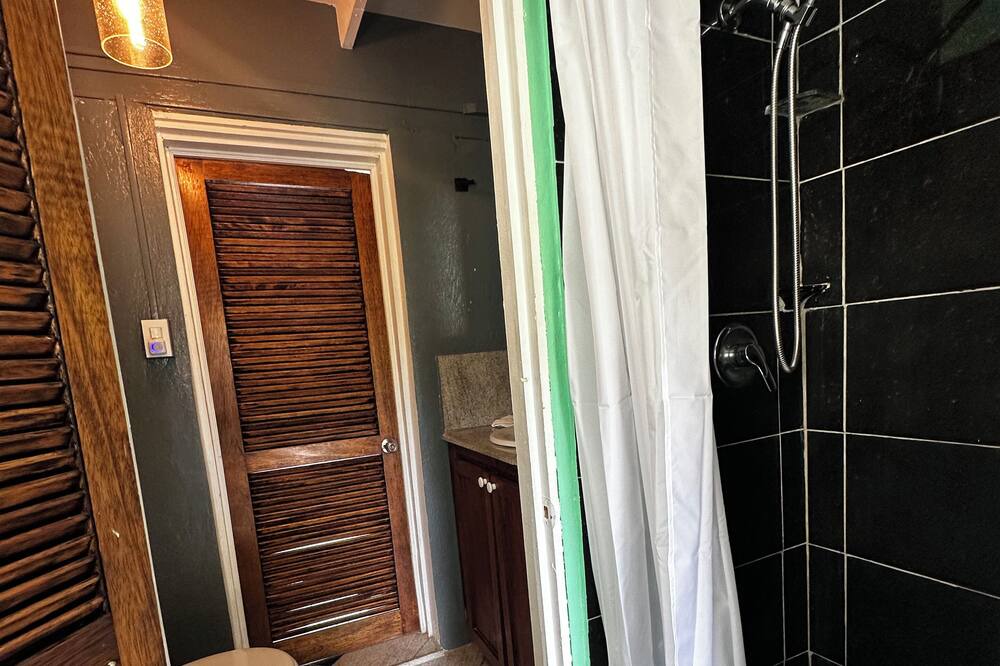Photo of Bathroom in East End