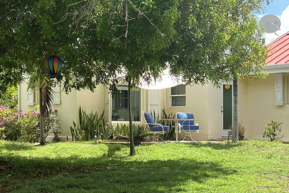 Photo of Outdoor in East End