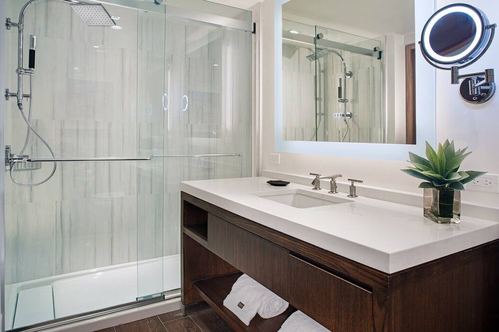 Photo of Bathroom in Hart Bay