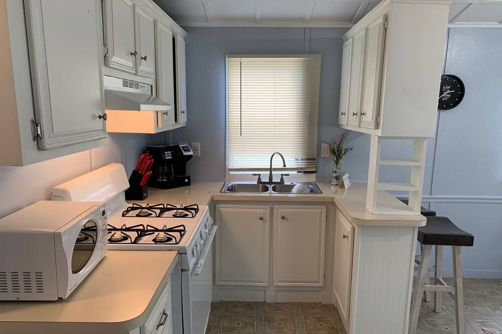 Photo of Kitchen in Estate Ruby