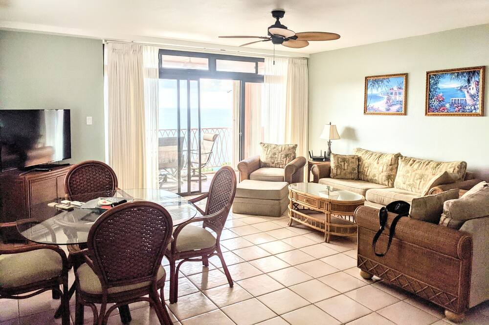 Photo of Livingroom in Cotton Valley