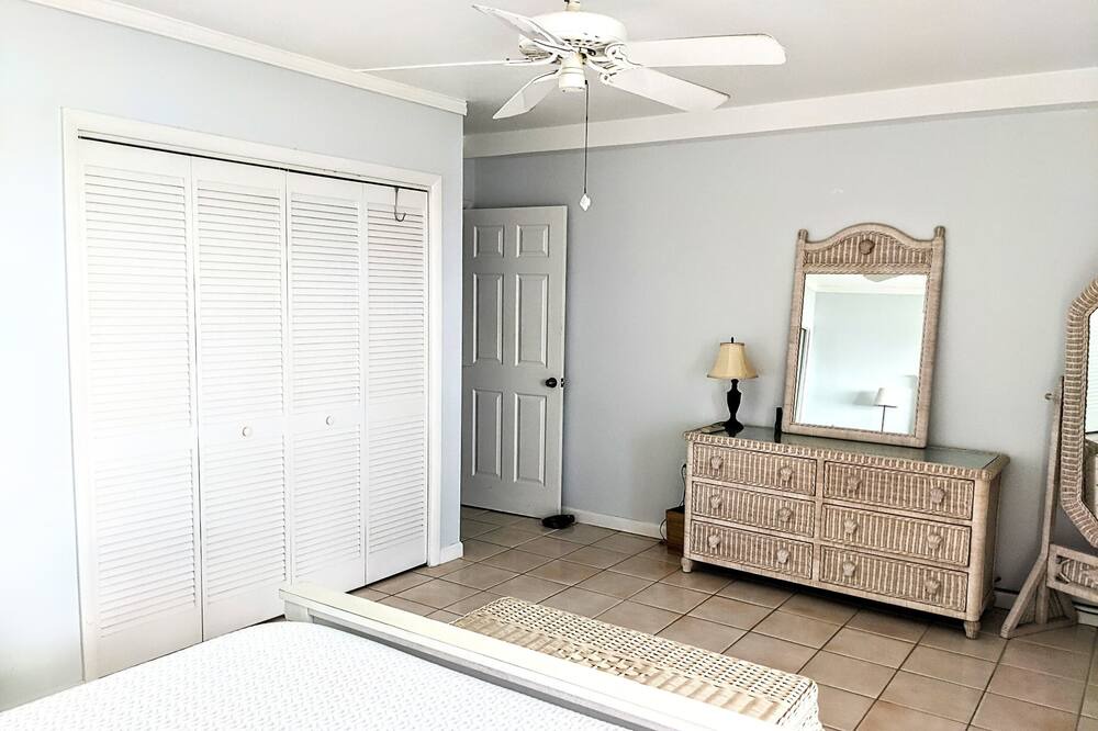 Photo of Bedroom in Cotton Valley