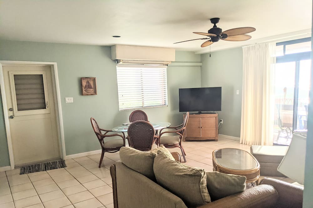 Photo of Livingroom in Cotton Valley