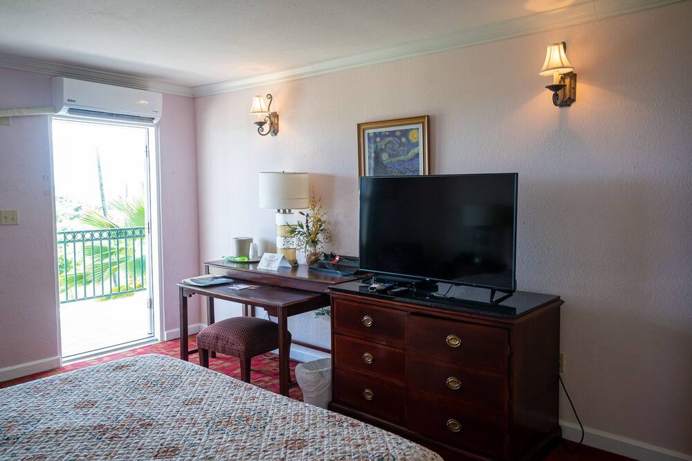 Photo of Bedroom in Estate Salt River