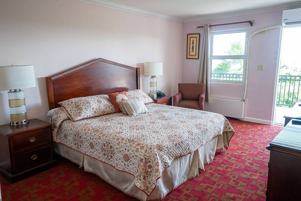 Photo of Bedroom in Estate Salt River