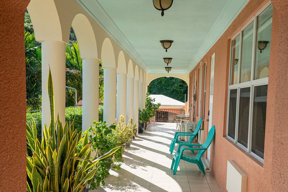 Photo of Patio Balcony in Estate Salt River
