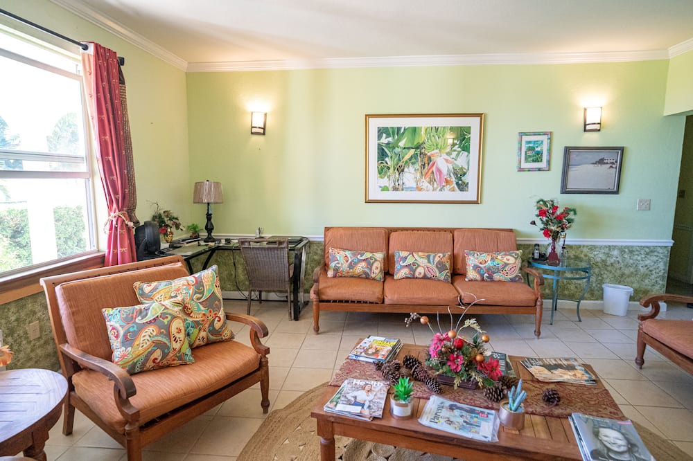 Photo of Livingroom in Estate Salt River