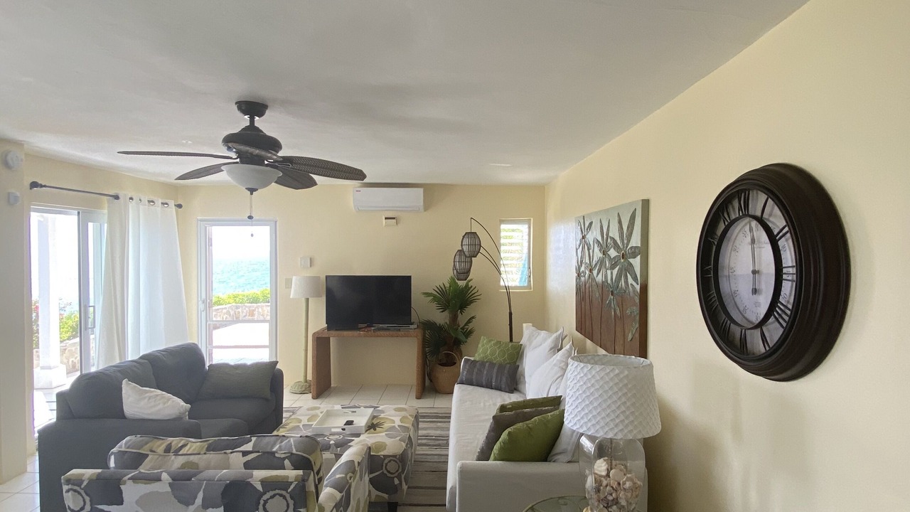 Photo of Livingroom in Slob