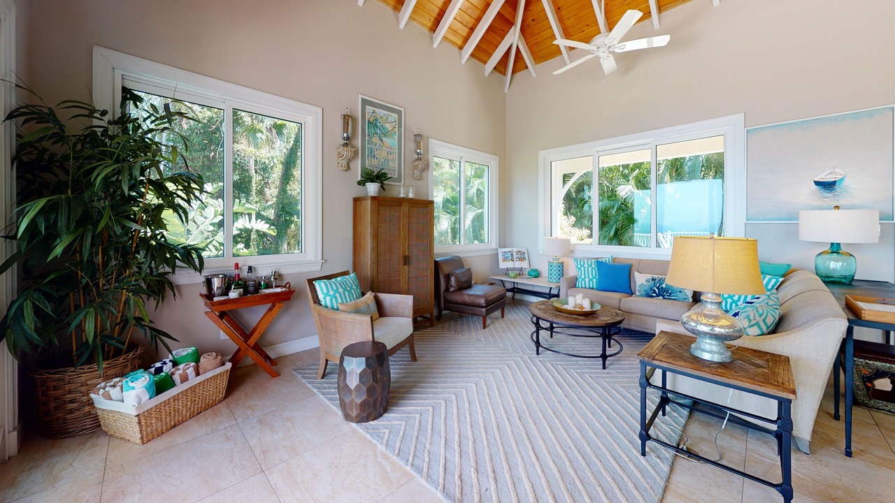 Photo of Others in Estate Little Saint Thomas