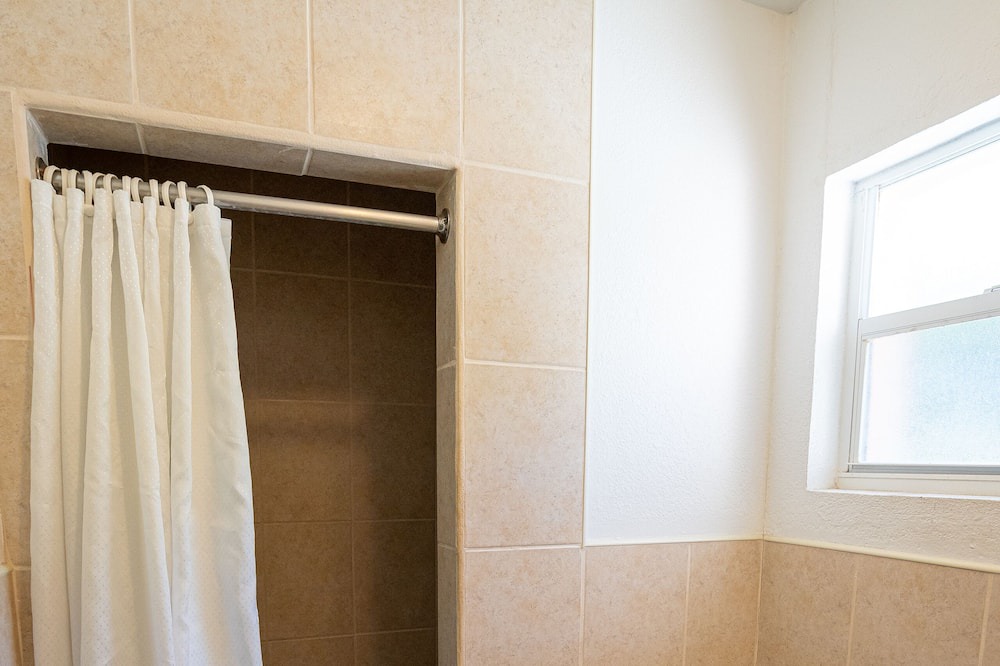 Photo of Bathroom in Estate Salt River