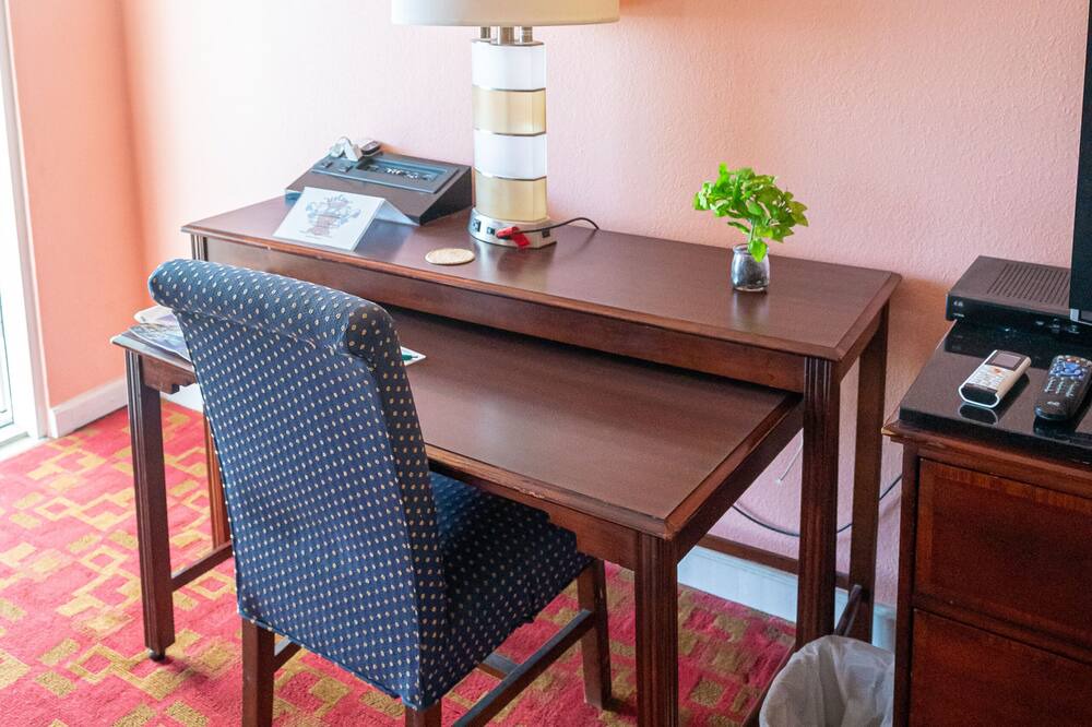 Photo of Bedroom in Estate Salt River