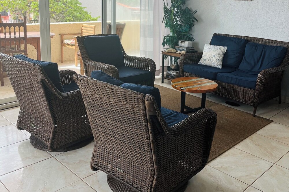 Photo of Patio Balcony in Estate Golden Rock