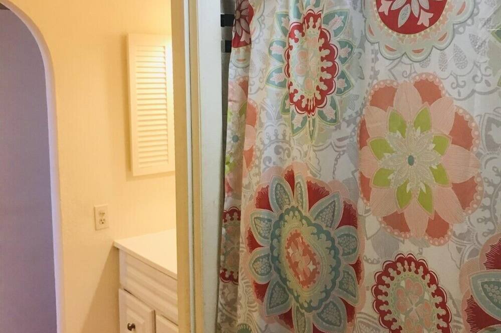 Photo of Bedroom in Cane Bay