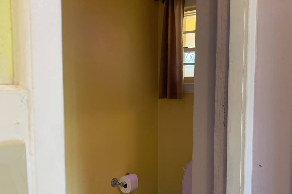 Photo of Bathroom in Estate Catherines Rest