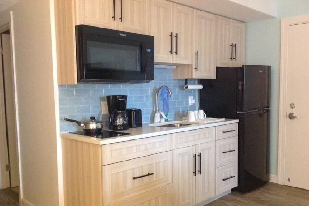 Photo of Kitchen in Estate Kings Quarter