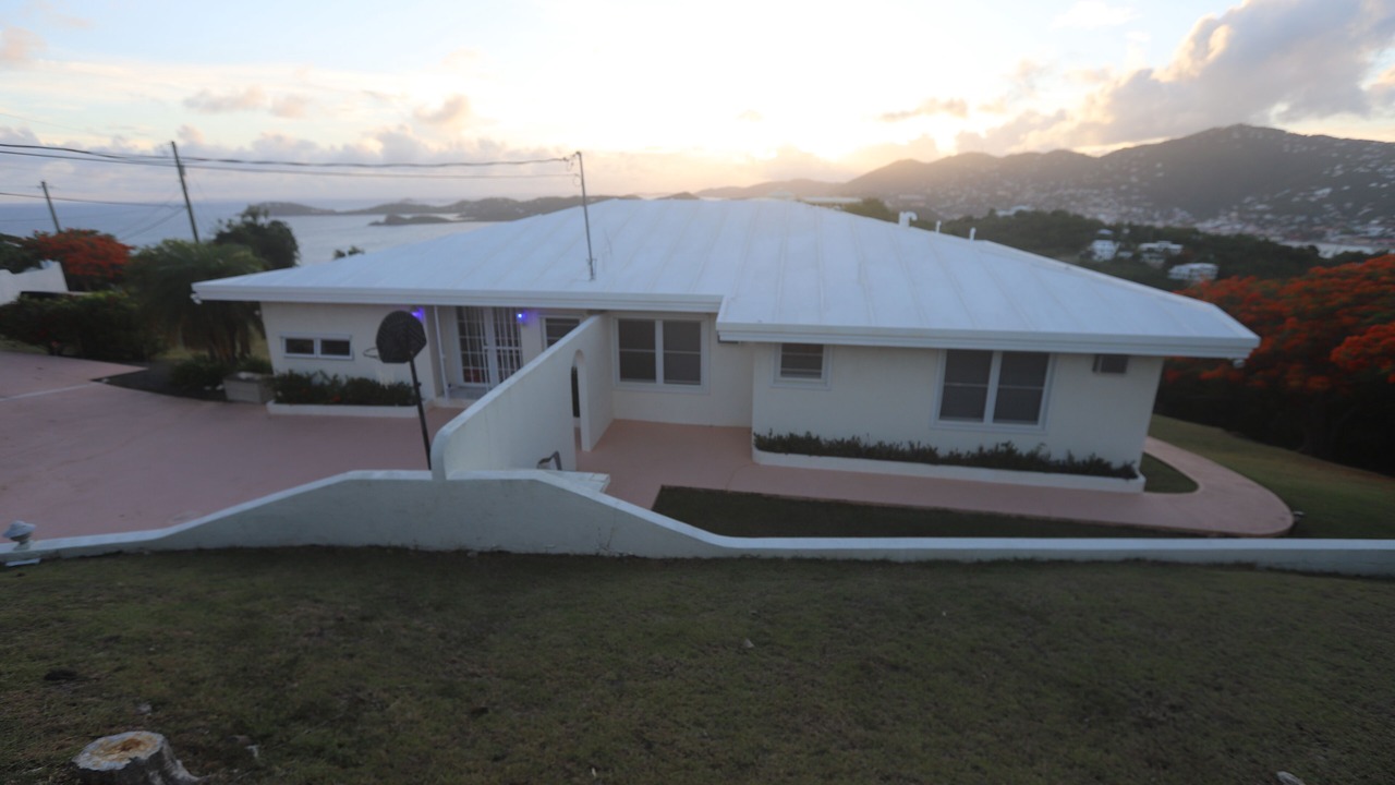 Photo of Outdoor in Estate Frenchman Bay