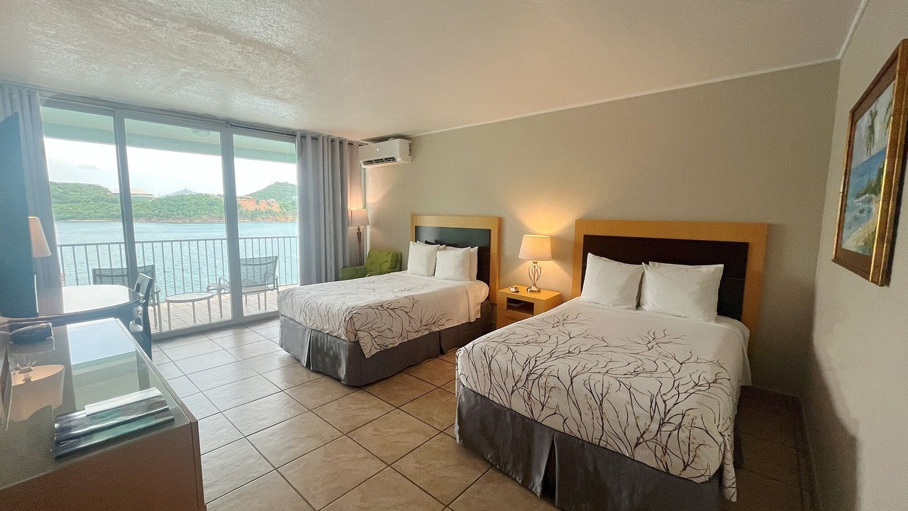 Photo of Bedroom in Charlotte Amalie West