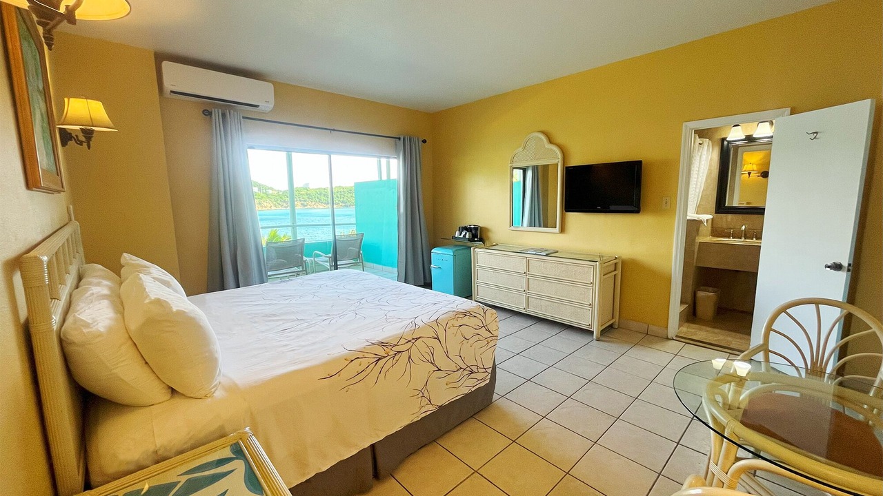 Photo of Bedroom in Charlotte Amalie West