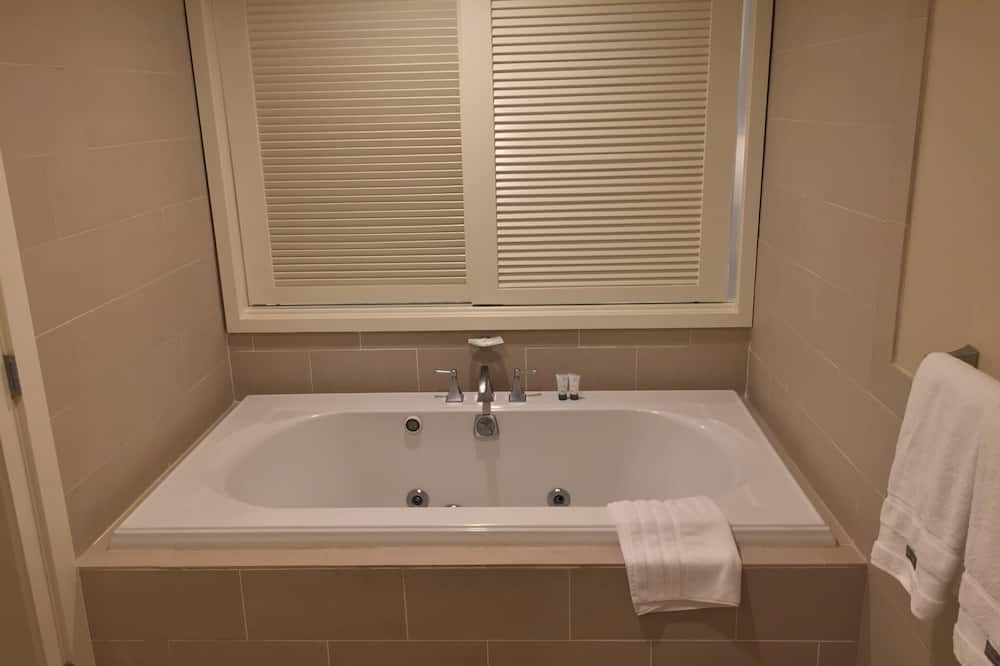 Photo of Bathroom in Hart Bay
