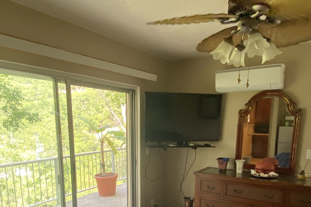 Photo of Bedroom in Estate Molendal and Little Reef Bay