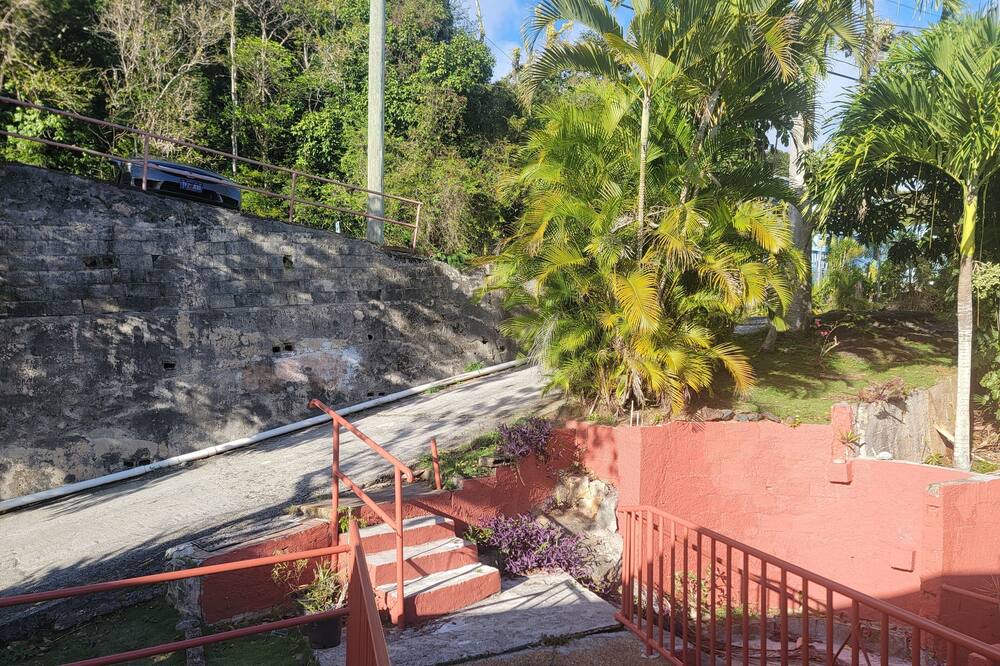 Photo of Others in Estate Lindbergh Bay