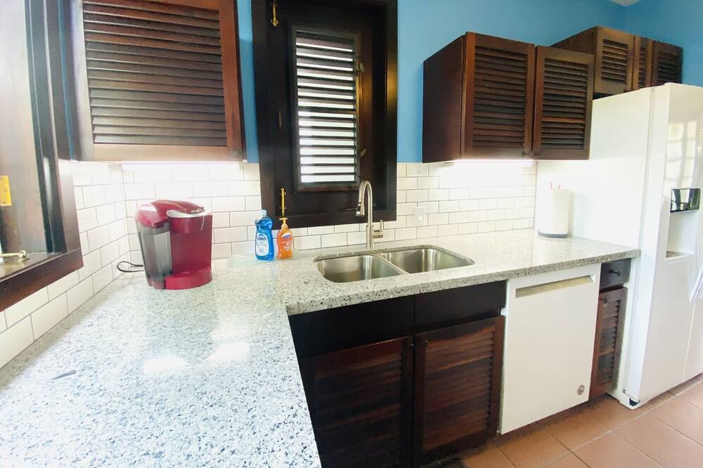 Photo of Kitchen in Estate Fountain