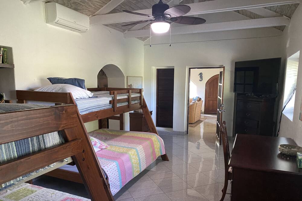 Photo of Bedroom in East End