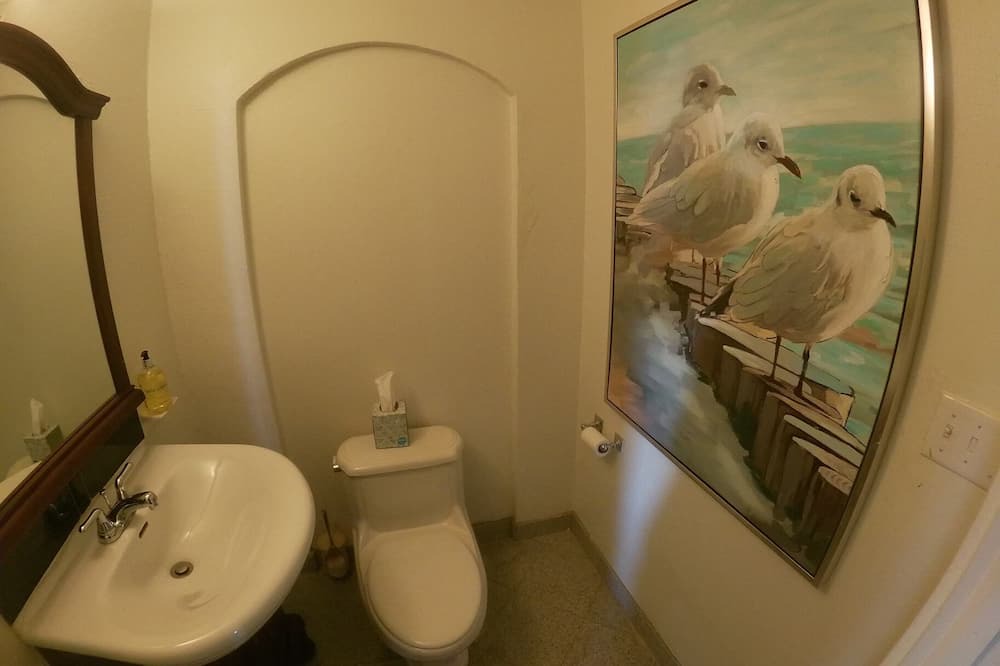 Photo of Bathroom in East End