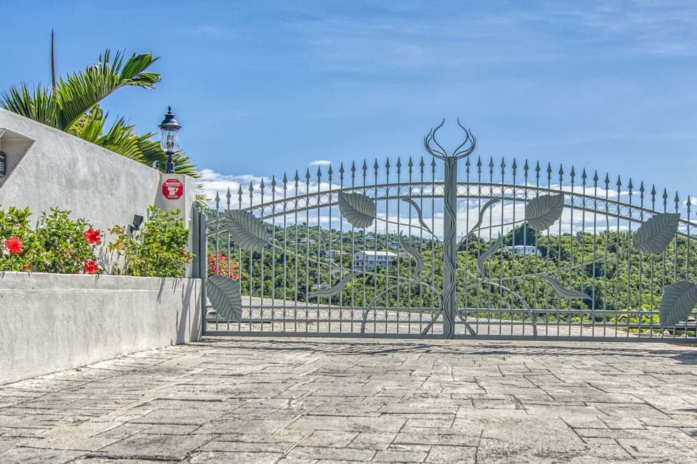Photo of Outdoor in Estate Pastory