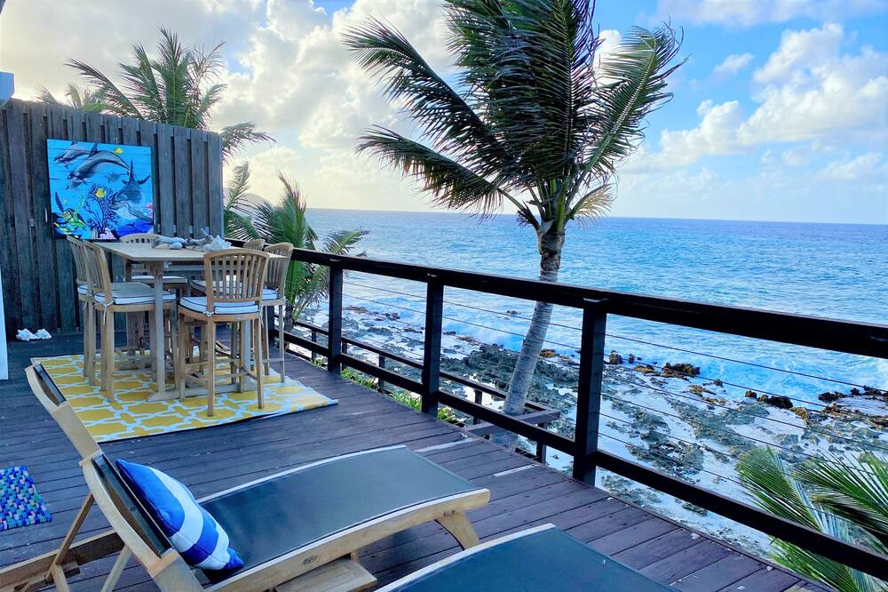 Photo of Patio Balcony in Estate La Vallee