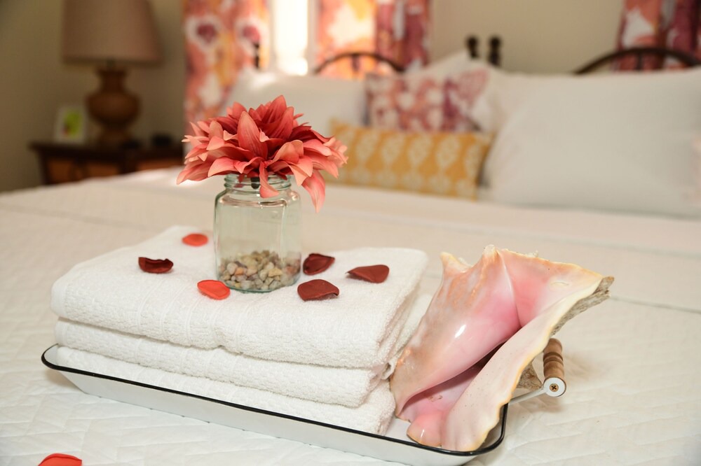 Photo of Bedroom in Estate Hermon Hill