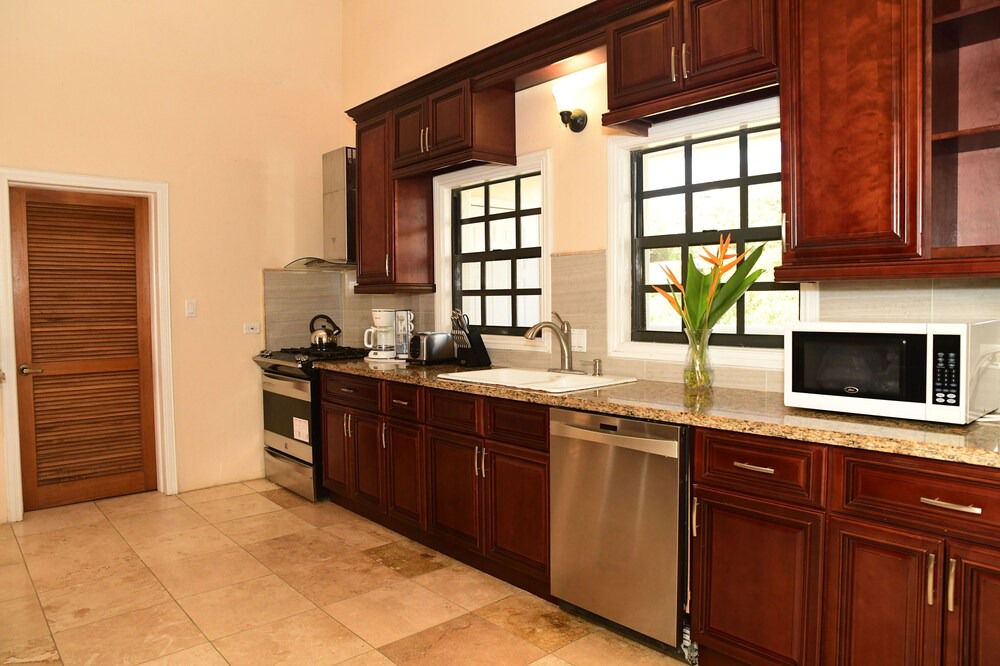Photo of Kitchen in Estate Hermon Hill