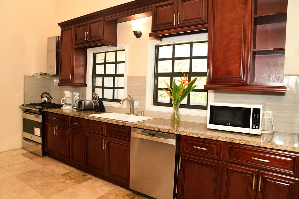 Photo of Kitchen in Estate Hermon Hill