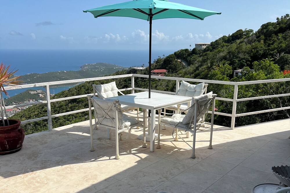 Photo of Patio Balcony in Estate Kings Quarter