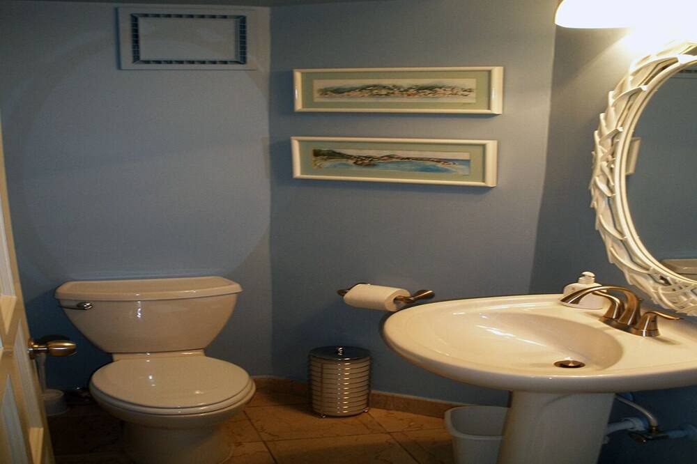 Photo of Bathroom in Virgin Grand Estates