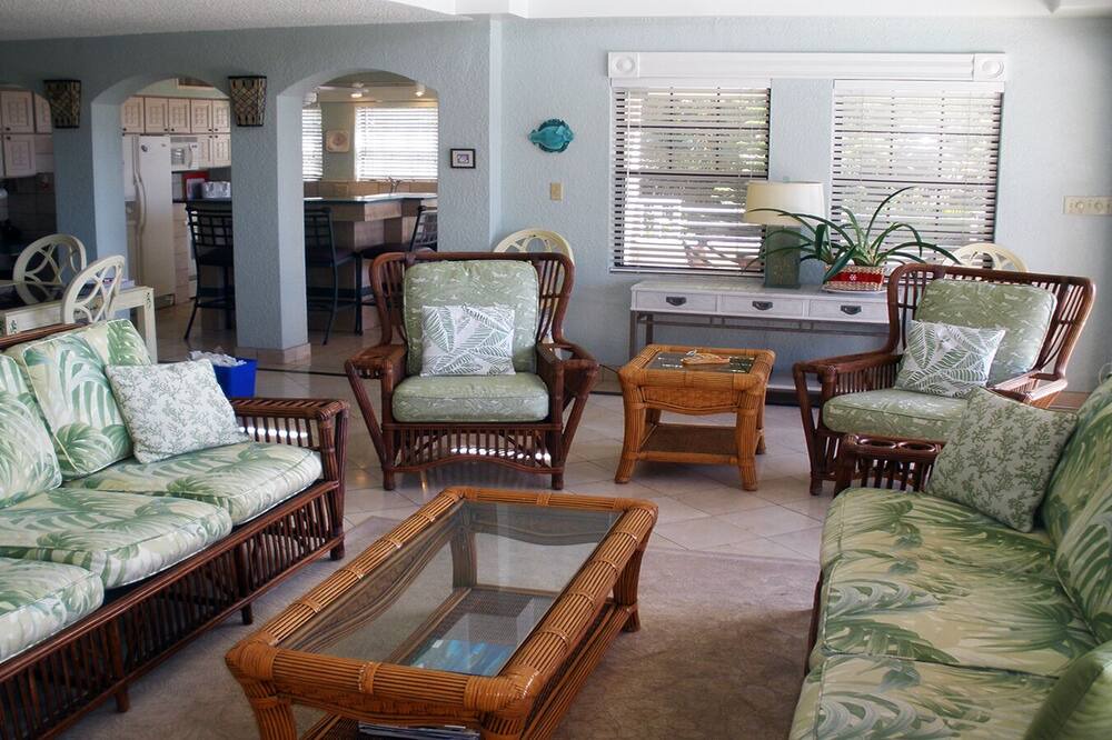 Photo of Others in Virgin Grand Estates