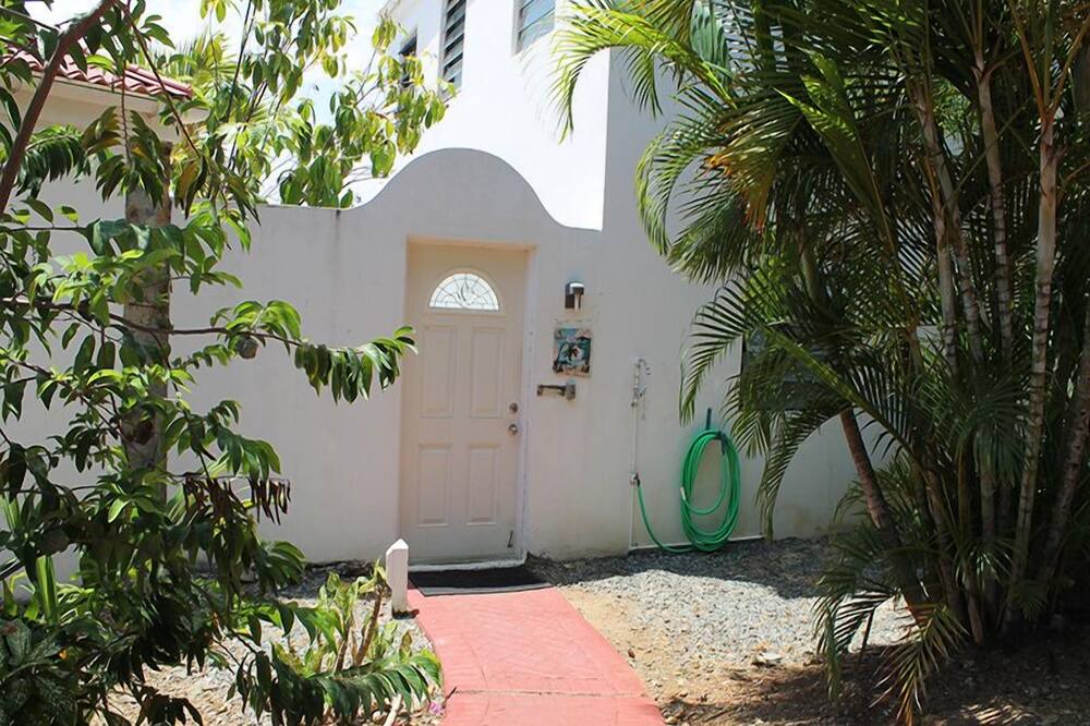 Photo of Outdoor in Estate Bethany