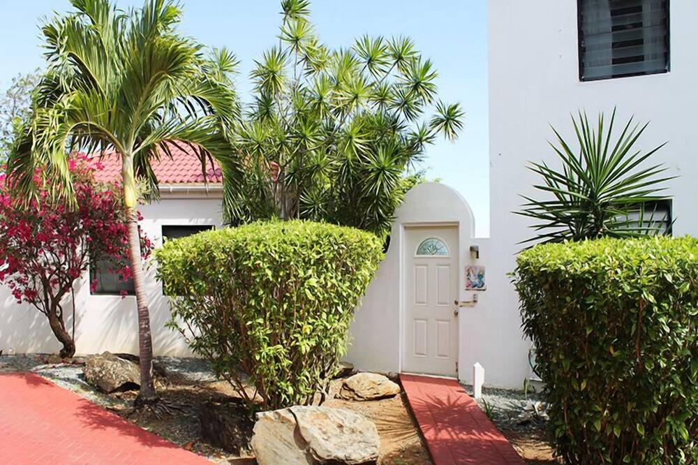 Photo of Outdoor in Estate Bethany