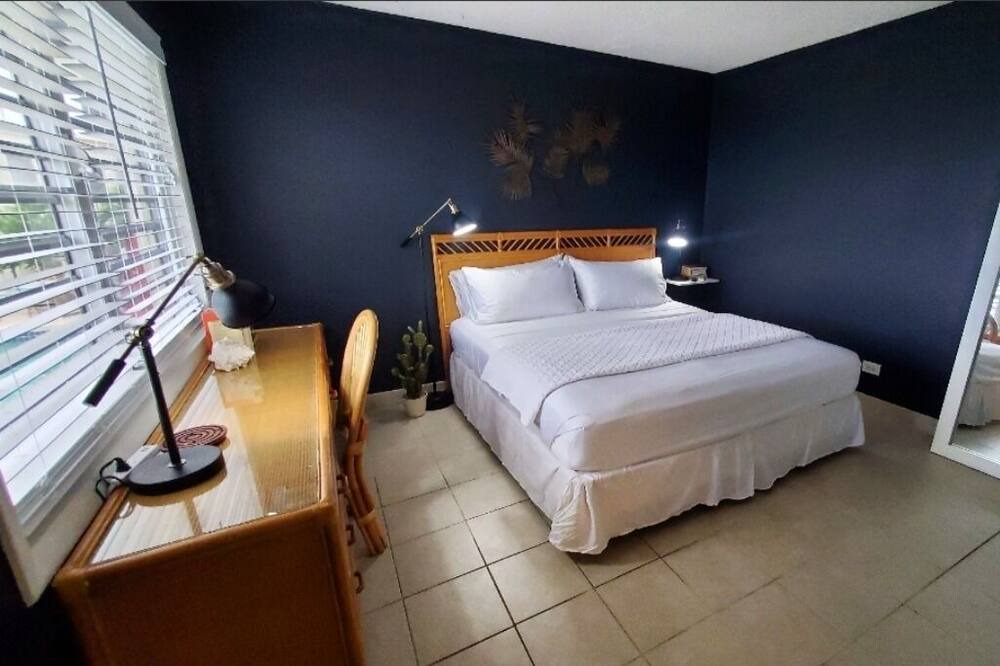 Photo of Bedroom in Estate Contant
