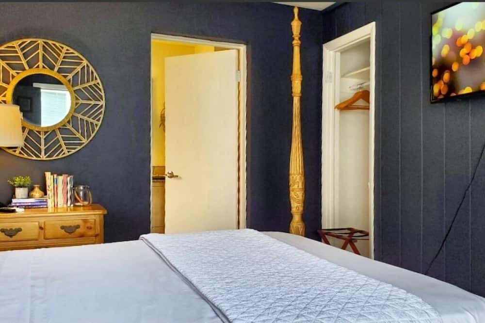 Photo of Bedroom in Estate Contant