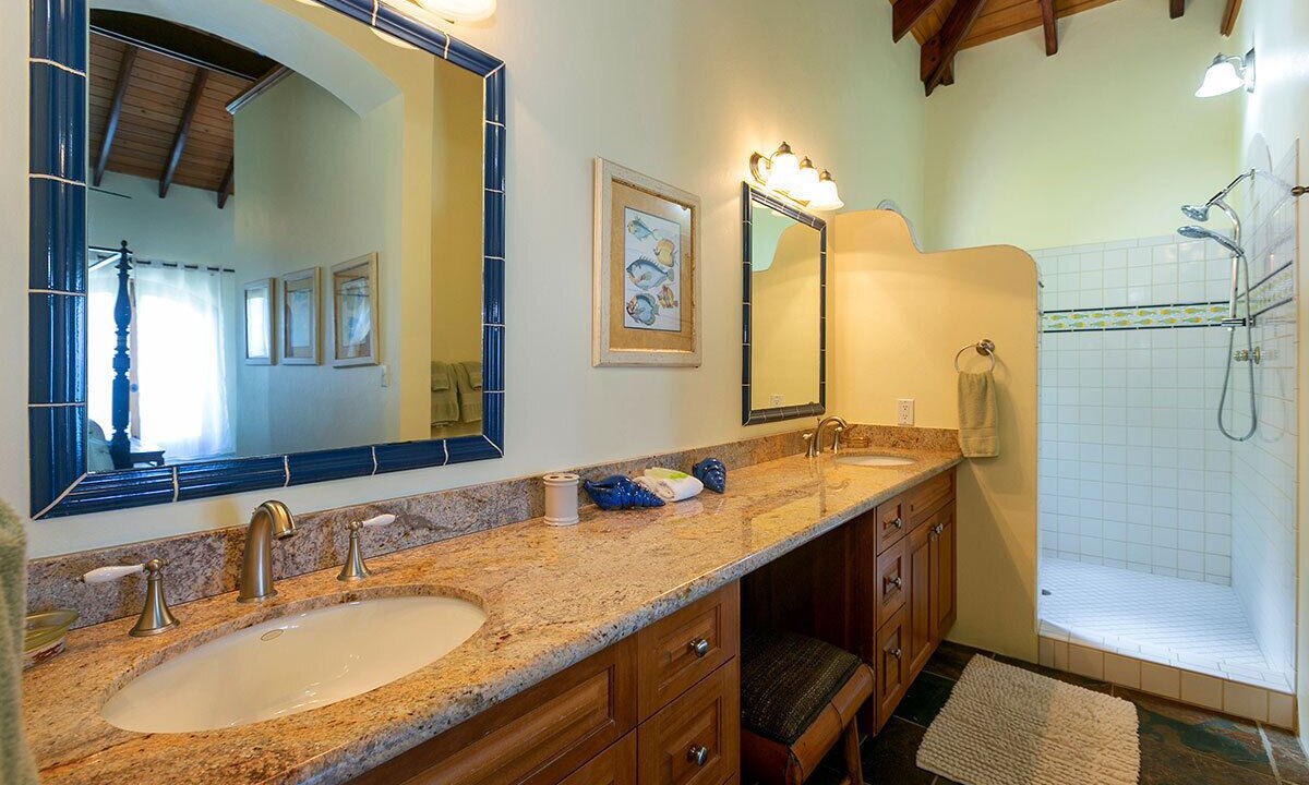 Photo of Bathroom in Skytop