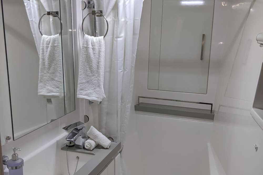 Photo of Bathroom in Flag Hill
