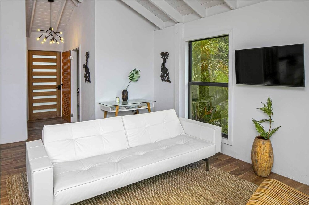 Photo of Livingroom in Upper Carolina