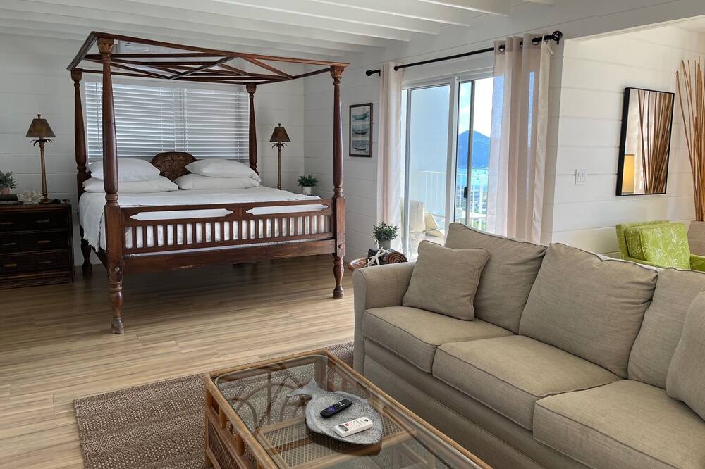 Photo of Bedroom in Estate Contant