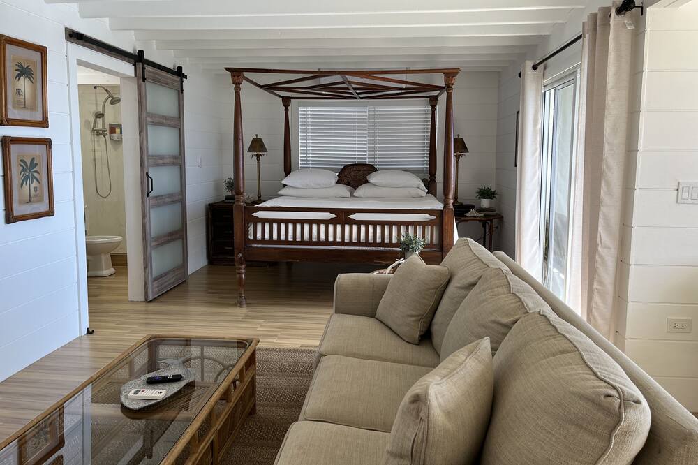 Photo of Bedroom in Estate Contant