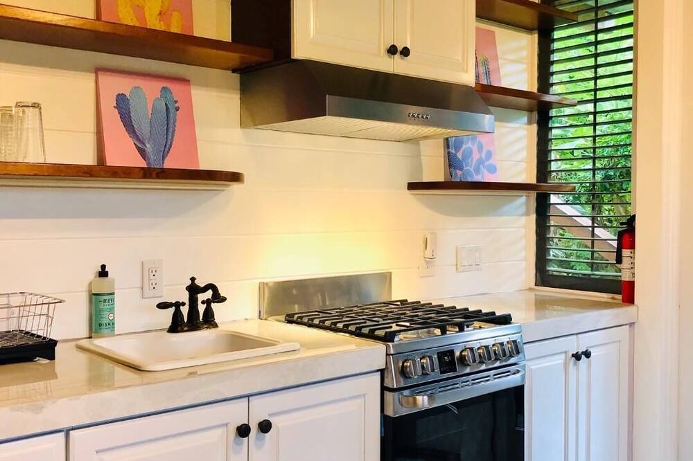 Photo of Kitchen in Rendezvous Bay